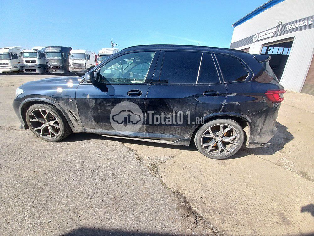 Фото BMW X5 6