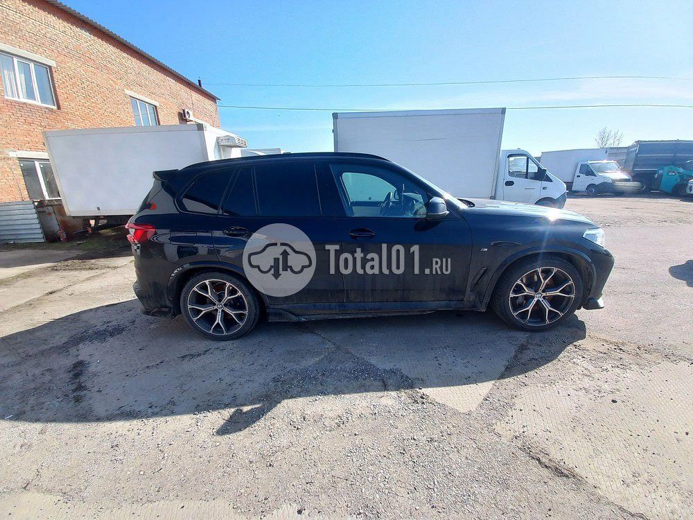 Фото BMW X5 10