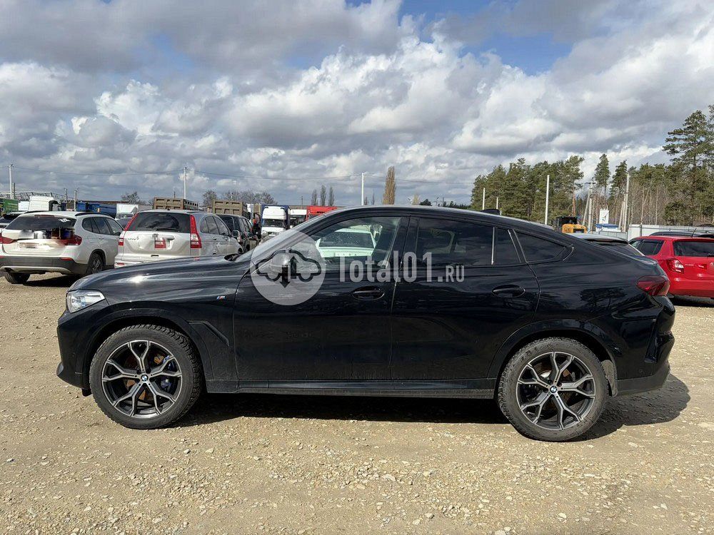 Фото BMW X6 8