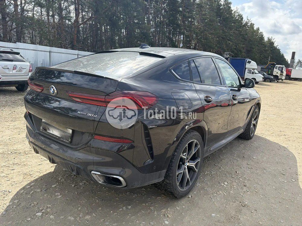 Фото BMW X6 14