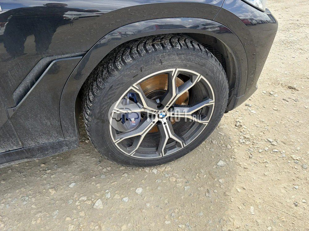 Фото BMW X6 76
