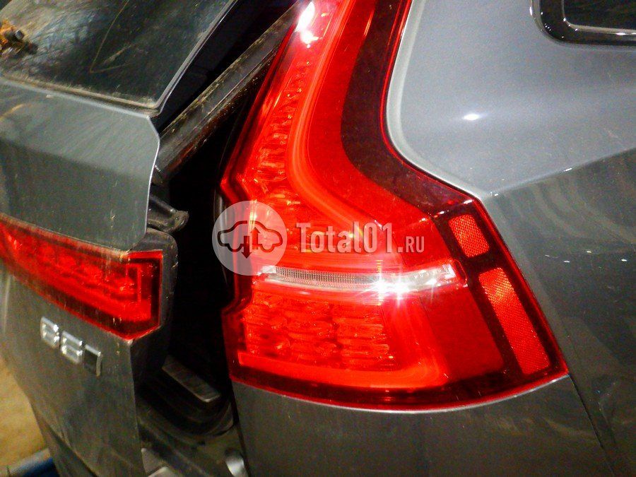 Фото Volvo V60 Cross Country 156