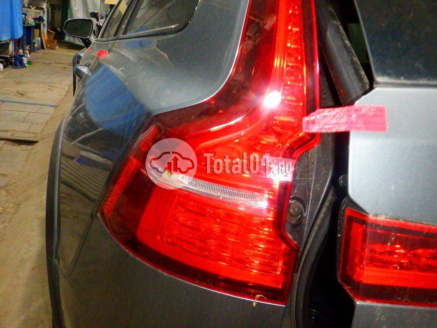 Фото Volvo V60 Cross Country 168