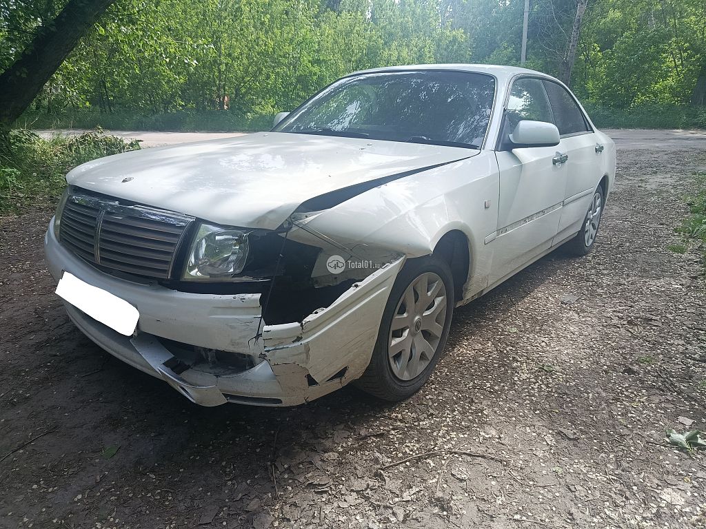 Фото Nissan Cedric 4