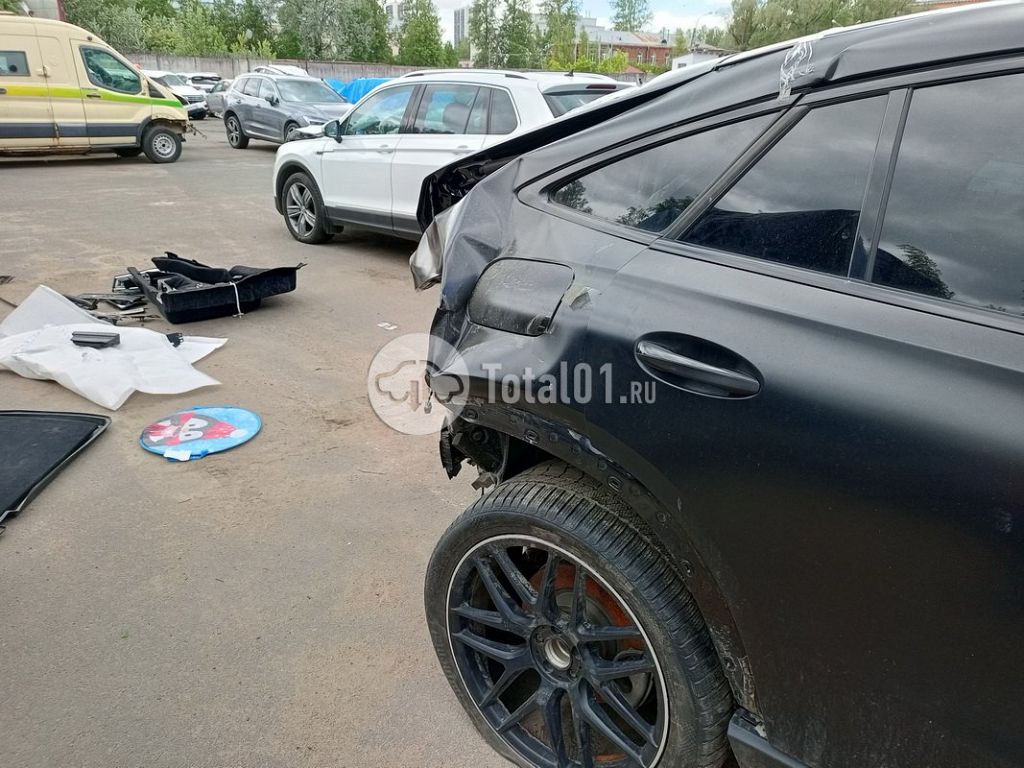 Фото Mercedes-Benz GLE-класс AMG 38