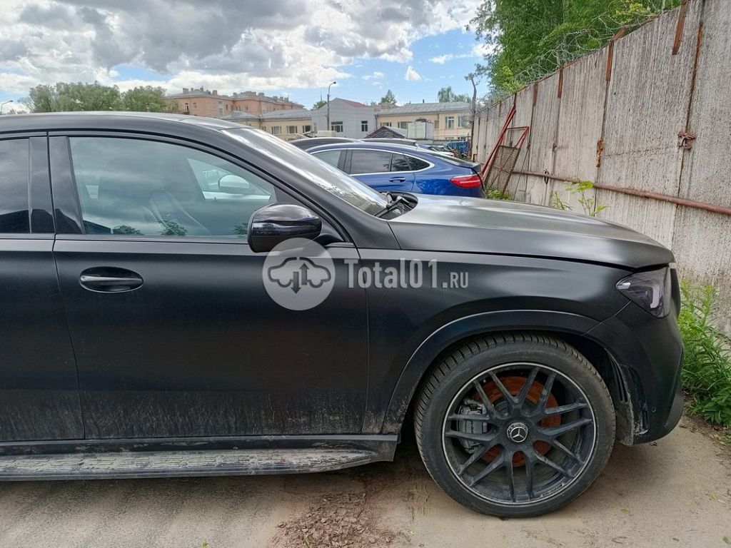Фото Mercedes-Benz GLE-класс AMG 44