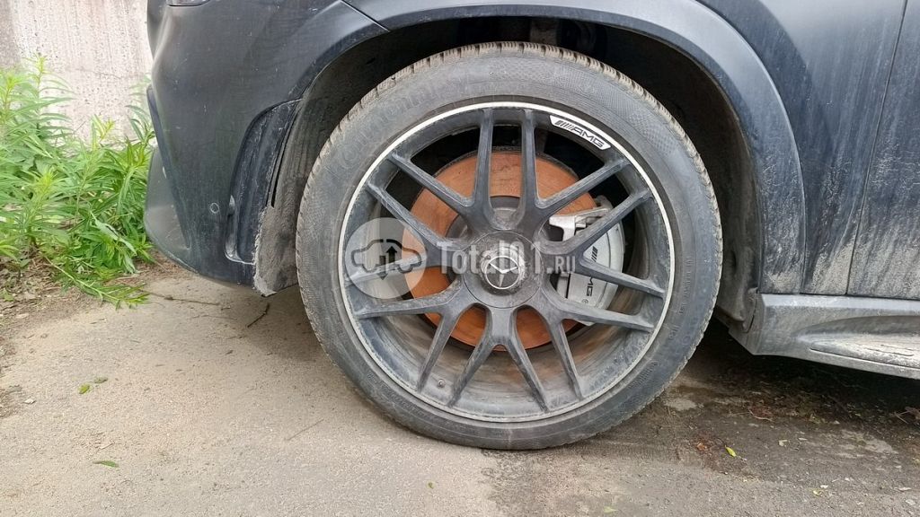 Фото Mercedes-Benz GLE-класс AMG 138