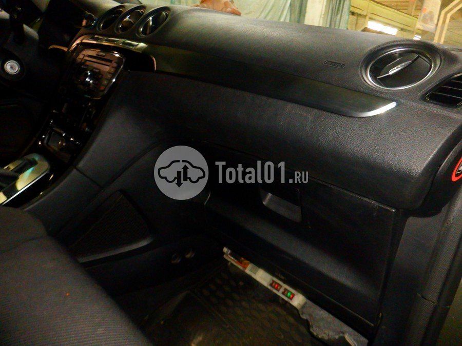 Фото Ford S-MAX 30