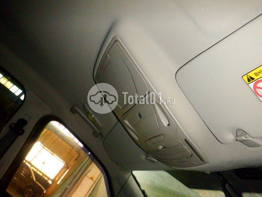 Фото Ford S-MAX 38