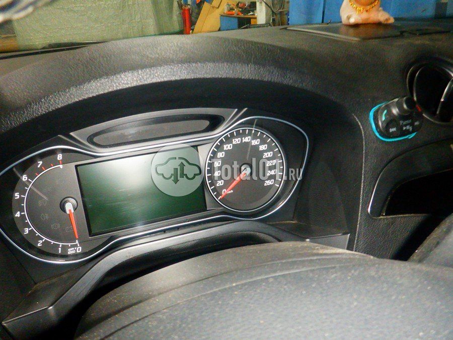 Фото Ford S-MAX 86