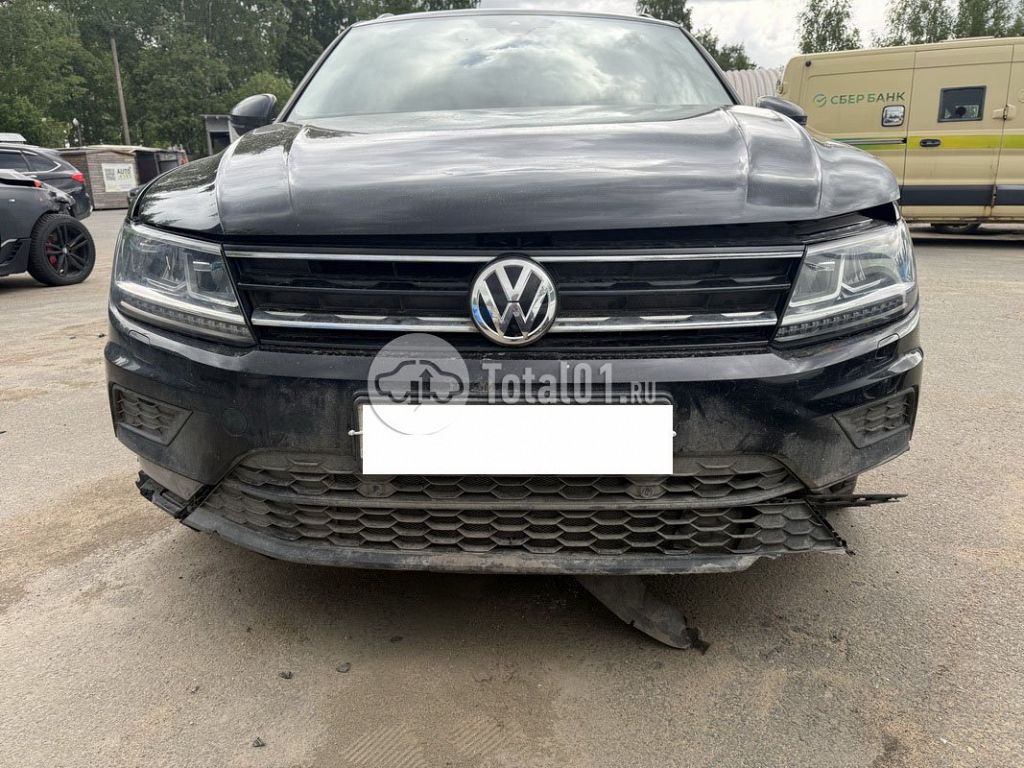 Фото Volkswagen Tiguan 6