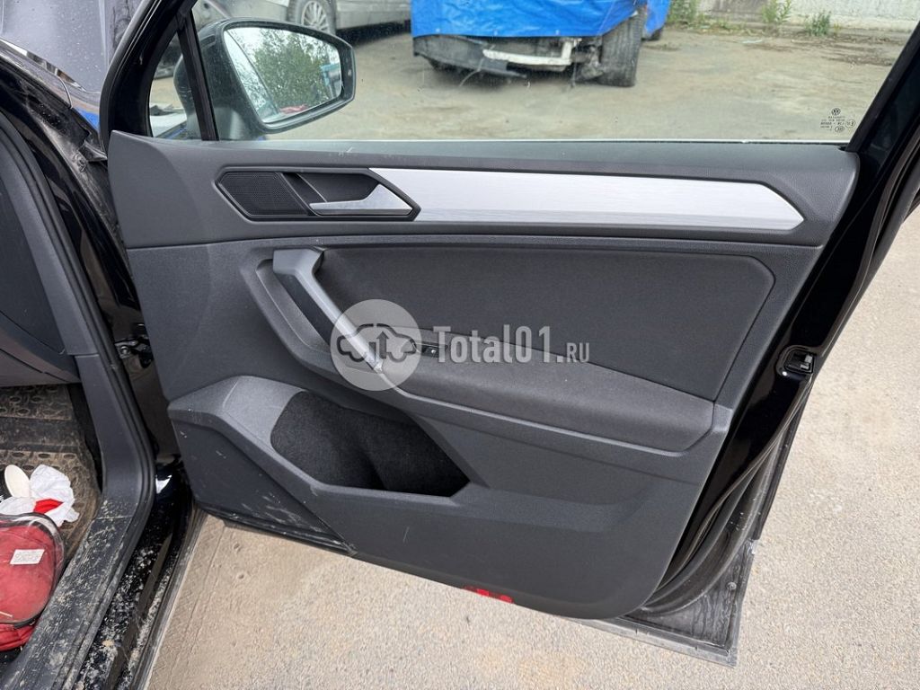 Фото Volkswagen Tiguan 76