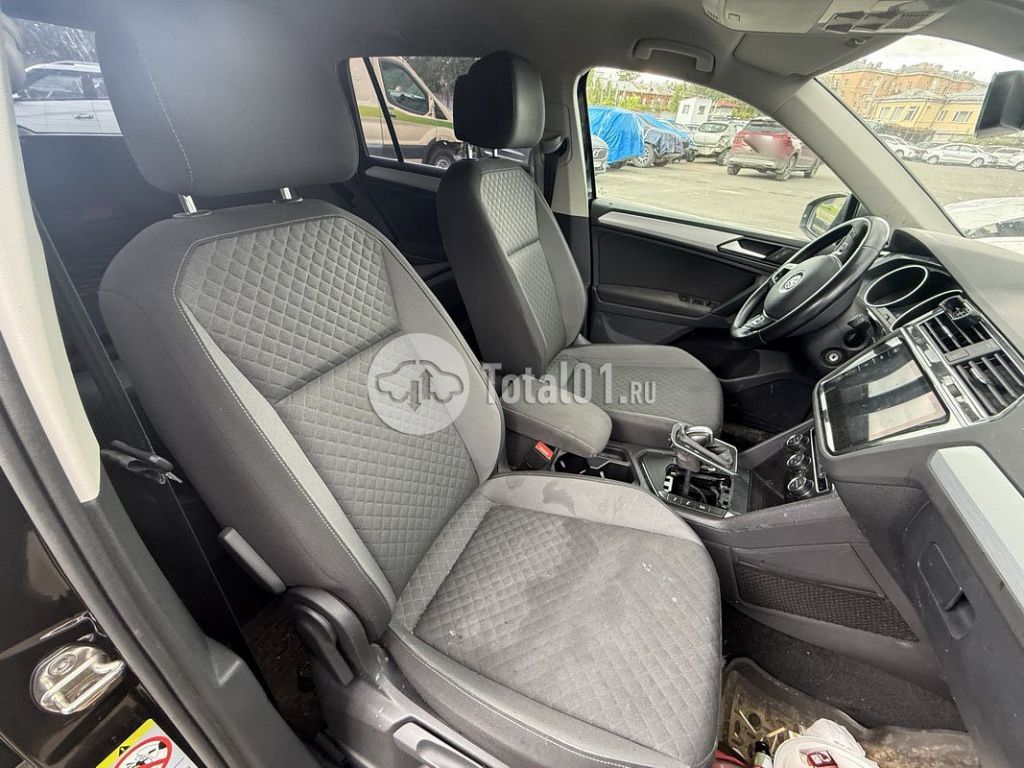 Фото Volkswagen Tiguan 82