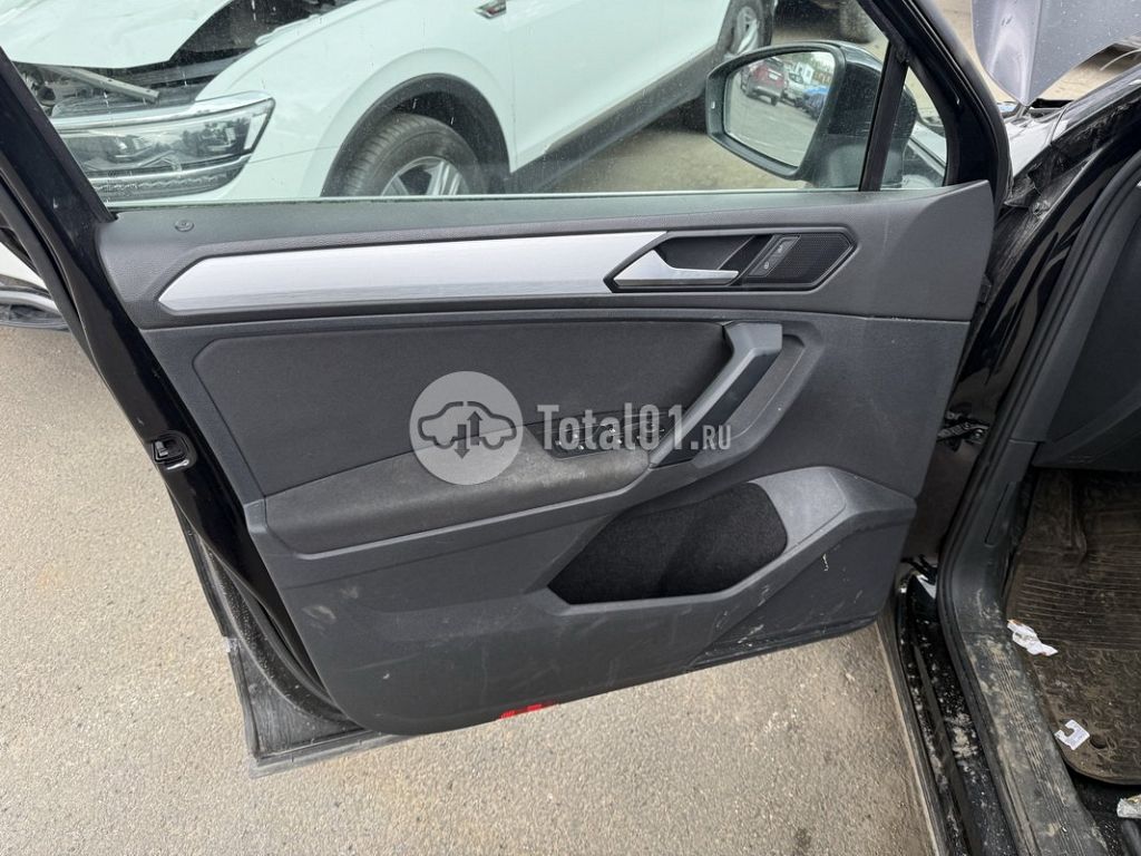Фото Volkswagen Tiguan 106
