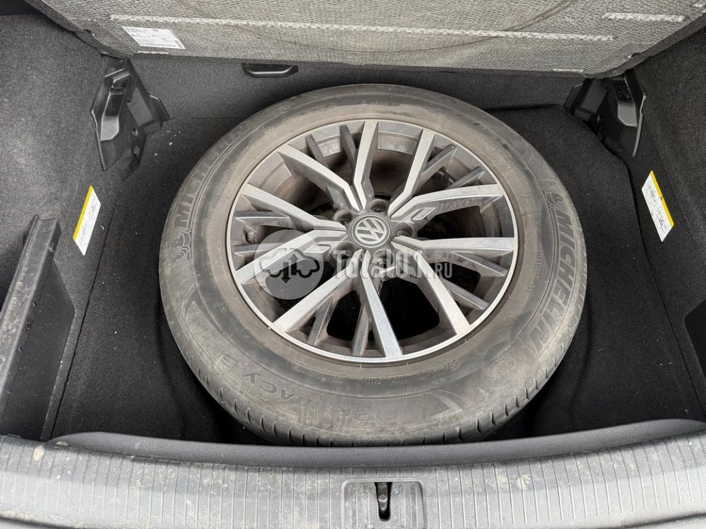 Фото Volkswagen Tiguan 128
