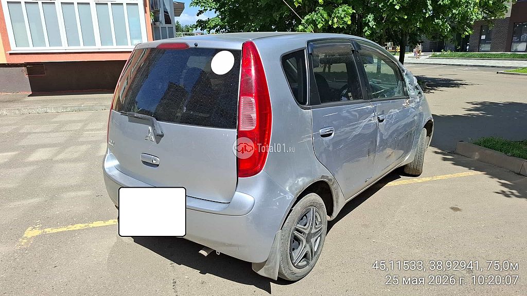 Фото Mitsubishi Colt 8