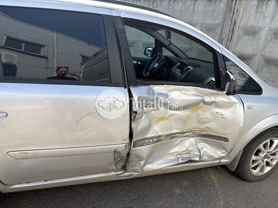 Фото Opel Zafira 20