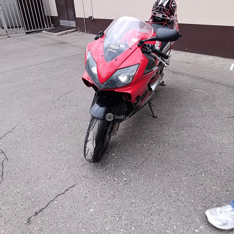 Фото Honda CBR600F 4