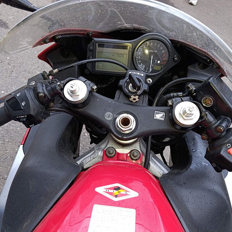 Фото Honda CBR600F 28