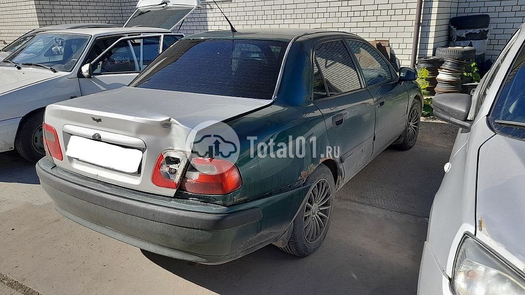 Фото Mitsubishi Carisma 8