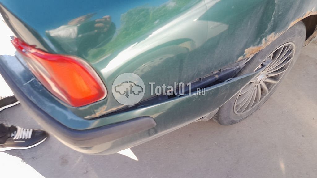 Фото Mitsubishi Carisma 14