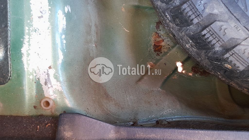 Фото Mitsubishi Carisma 22