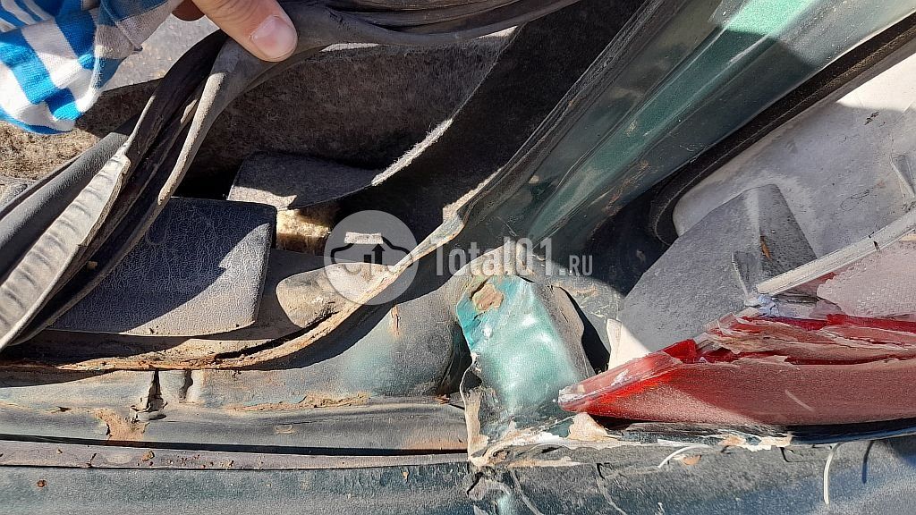 Фото Mitsubishi Carisma 34