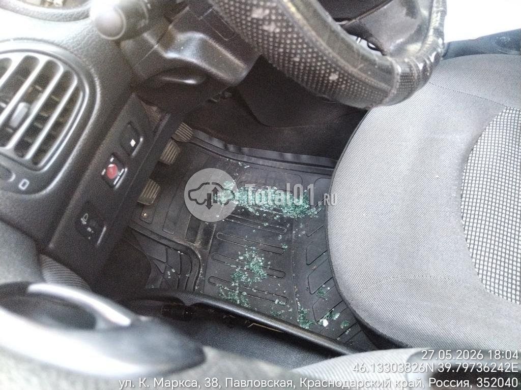 Фото Peugeot 206 36