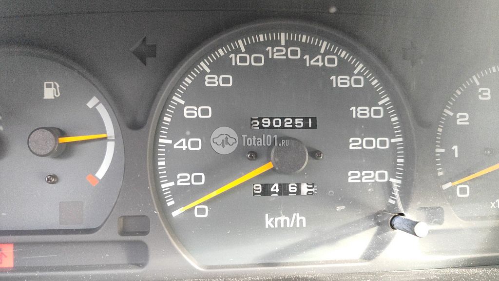 Фото Mitsubishi Space Wagon 4