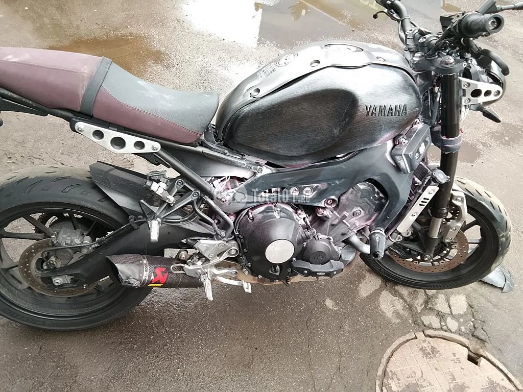 Фото Yamaha XSR 900 10