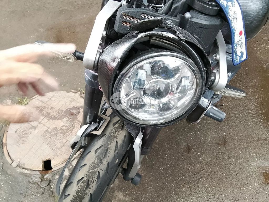 Фото Yamaha XSR 900 14
