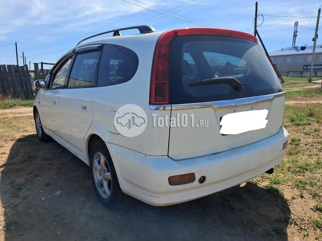 Фото Honda Stream 8