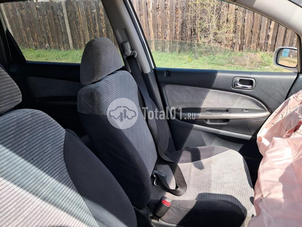 Фото Honda Stream 28