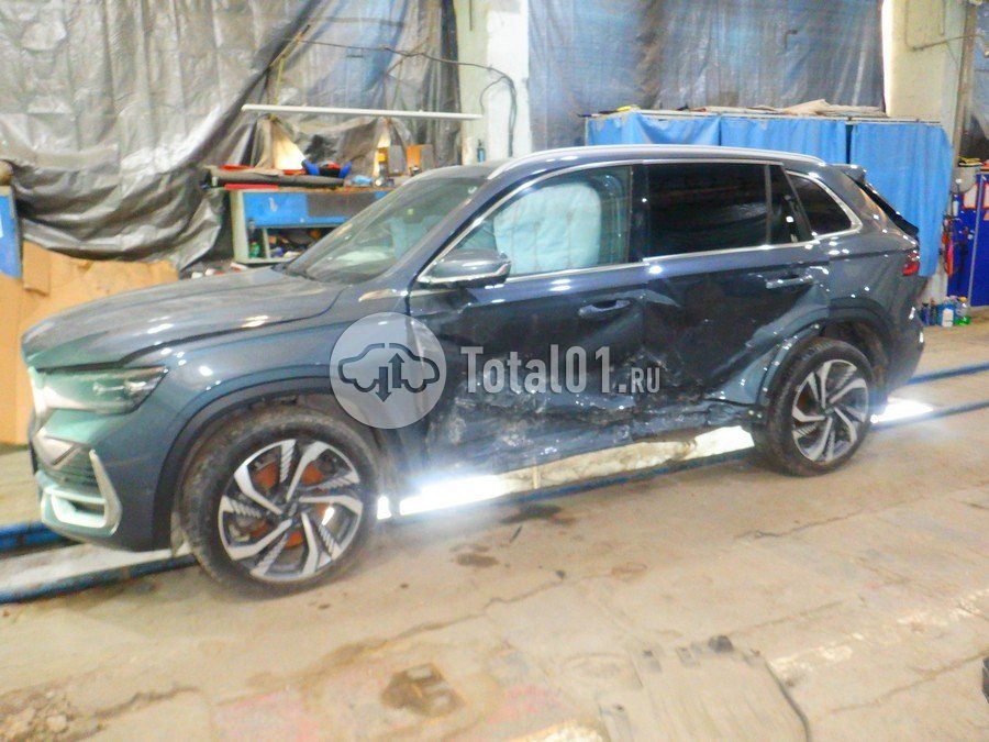 Фото Geely Monjaro 10