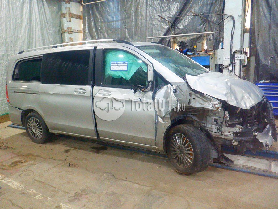 Фото Mercedes-Benz V-класс 10