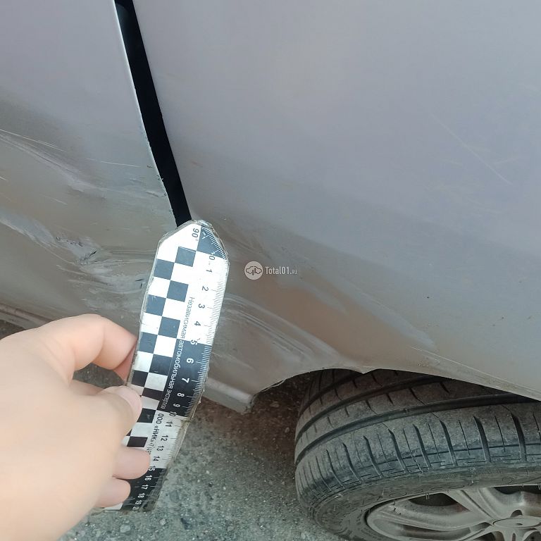Фото Nissan Cube 10