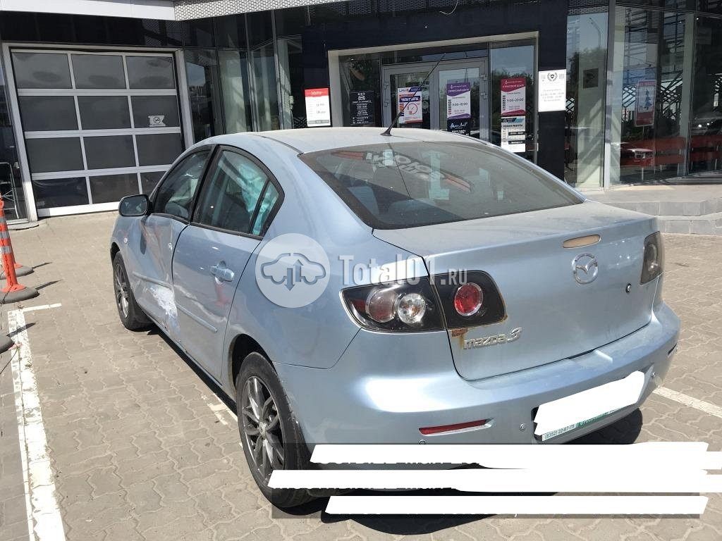 Фото Mazda 3 8