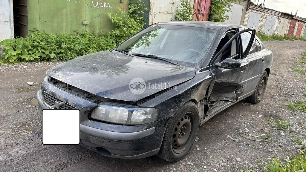 Фото Volvo S60 4
