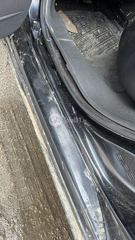 Фото Volvo S60 32