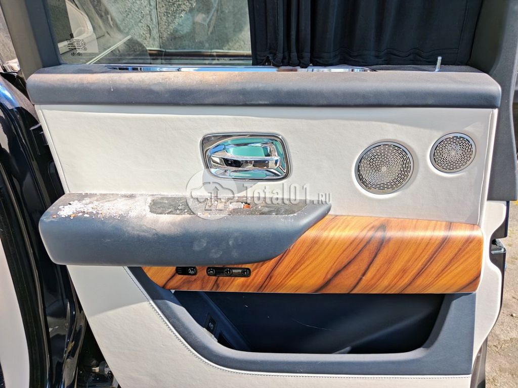 Фото Rolls-Royce Cullinan 172