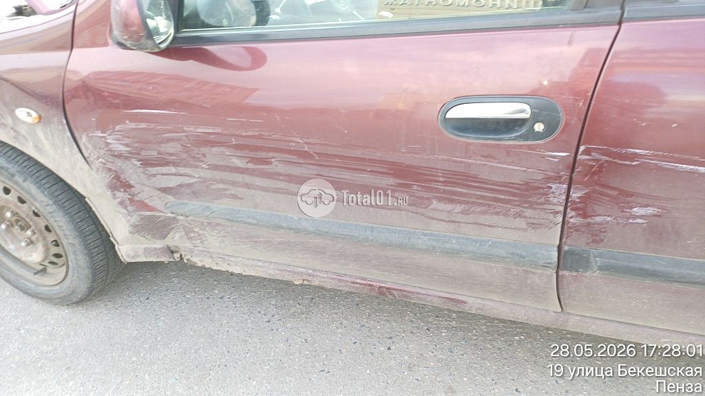 Фото Nissan Almera 42