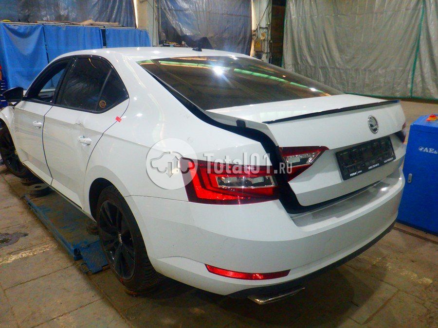 Фото Skoda Superb 16
