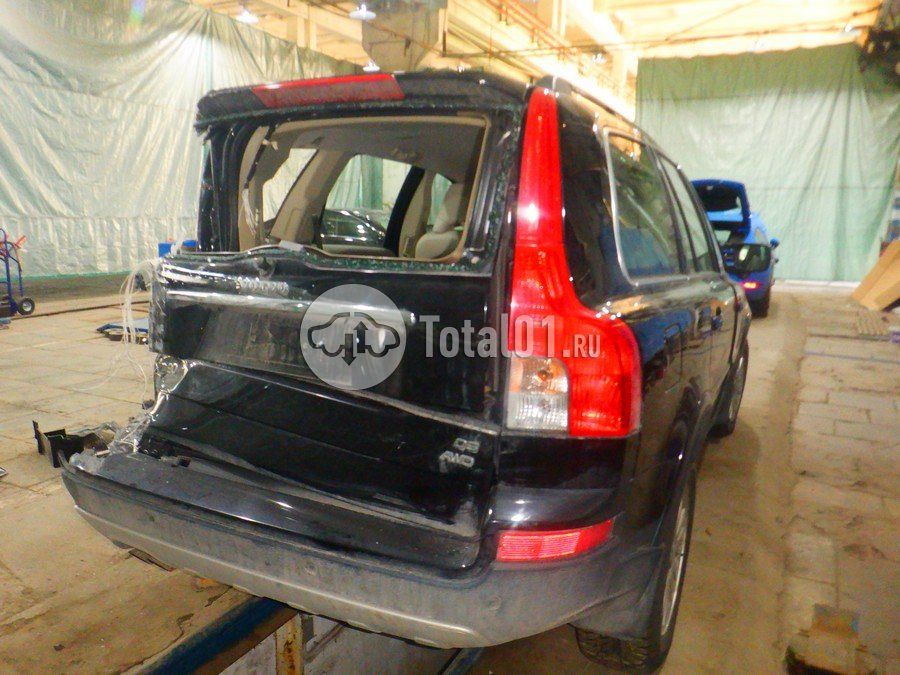 Фото Volvo XC90 12