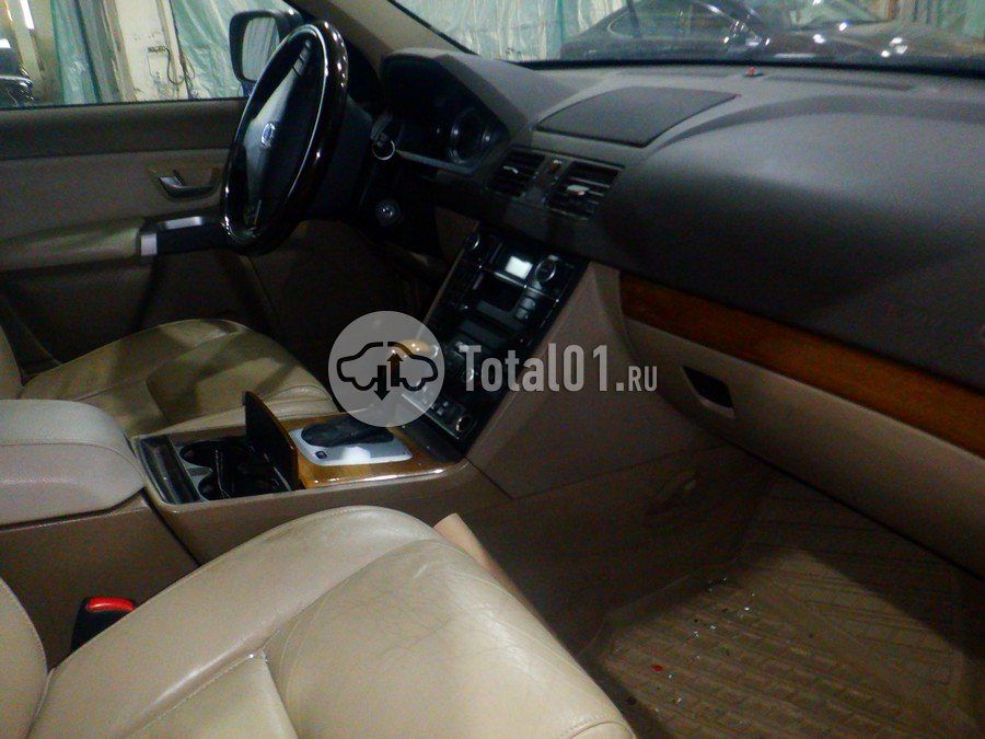 Фото Volvo XC90 26