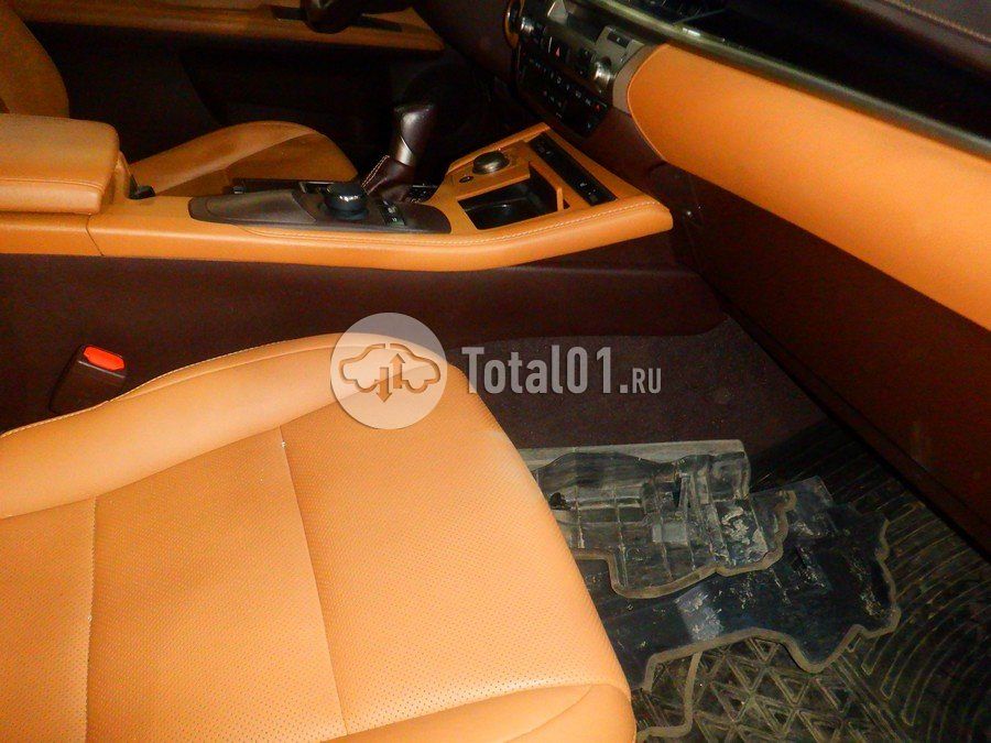 Фото Lexus ES 26
