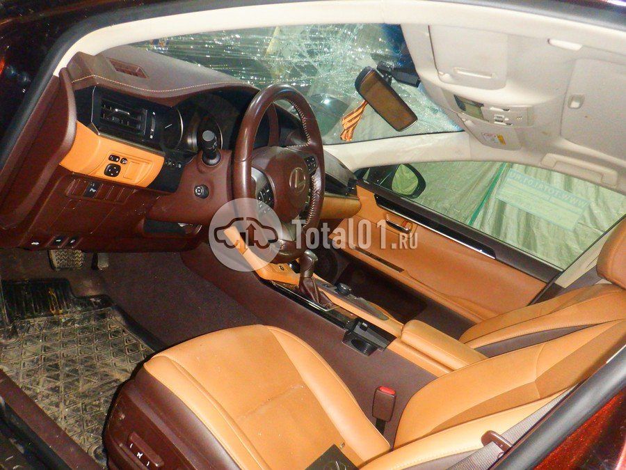 Фото Lexus ES 68