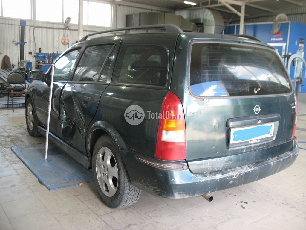 Фото Opel Astra 28