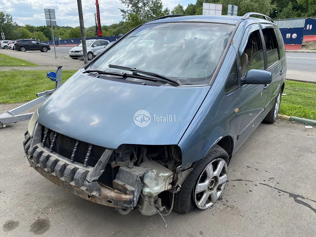 Фото Volkswagen Sharan 2