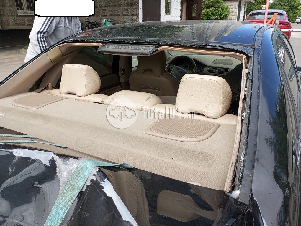 Фото Volvo S80 20