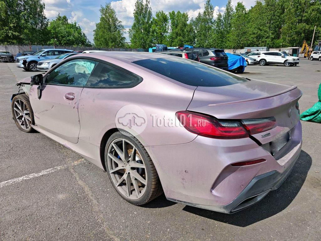 Фото BMW 8 серия 12
